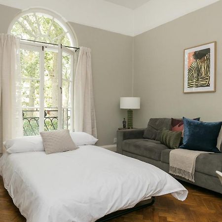 Chic 1 Bedroom Apartment In Bloomsbury, Sleeps 4 London Eksteriør bilde