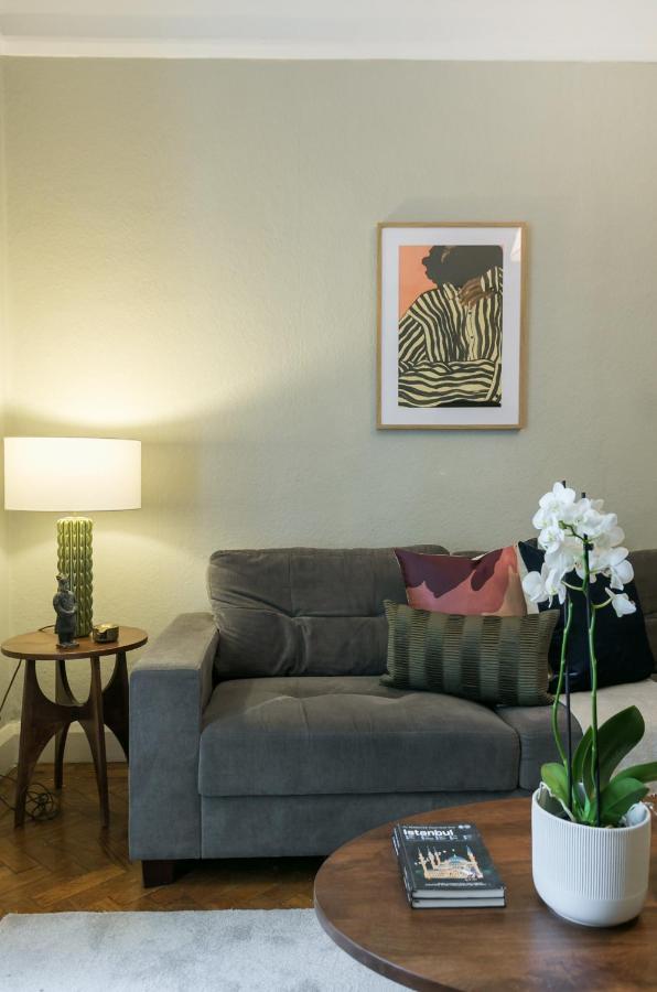Chic 1 Bedroom Apartment In Bloomsbury, Sleeps 4 London Eksteriør bilde